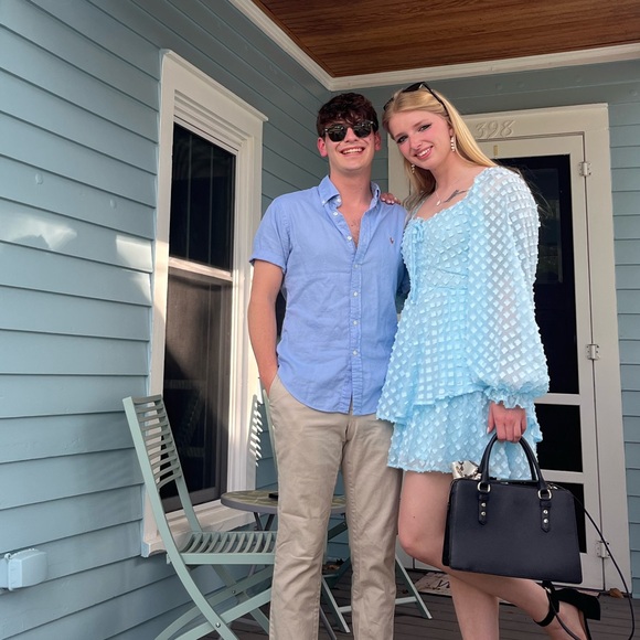 Meet your Posher, Kailey - Picture 1 of 1